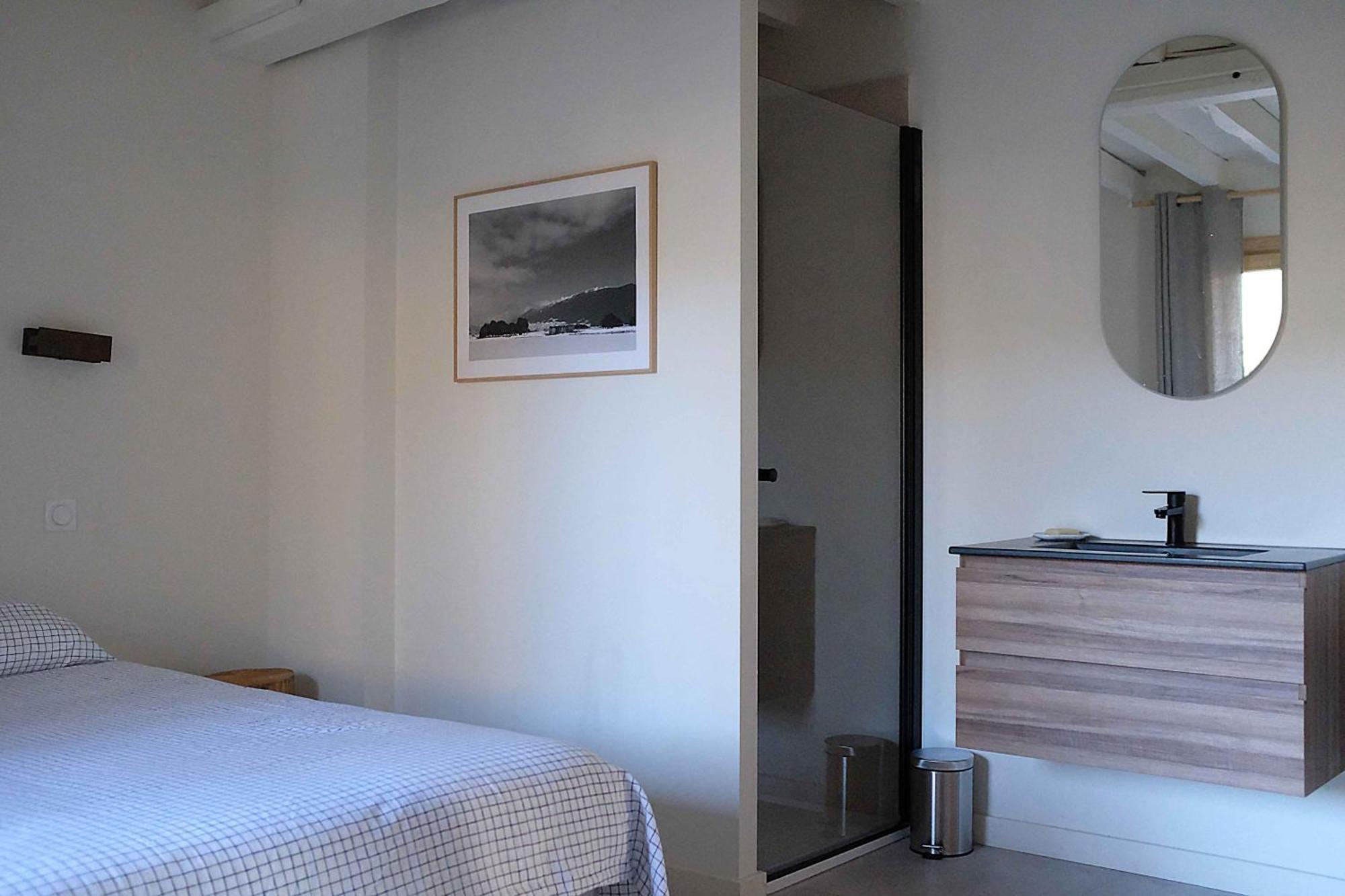 Appartement Avec Vue Et Jardin Formigueres Exterior photo